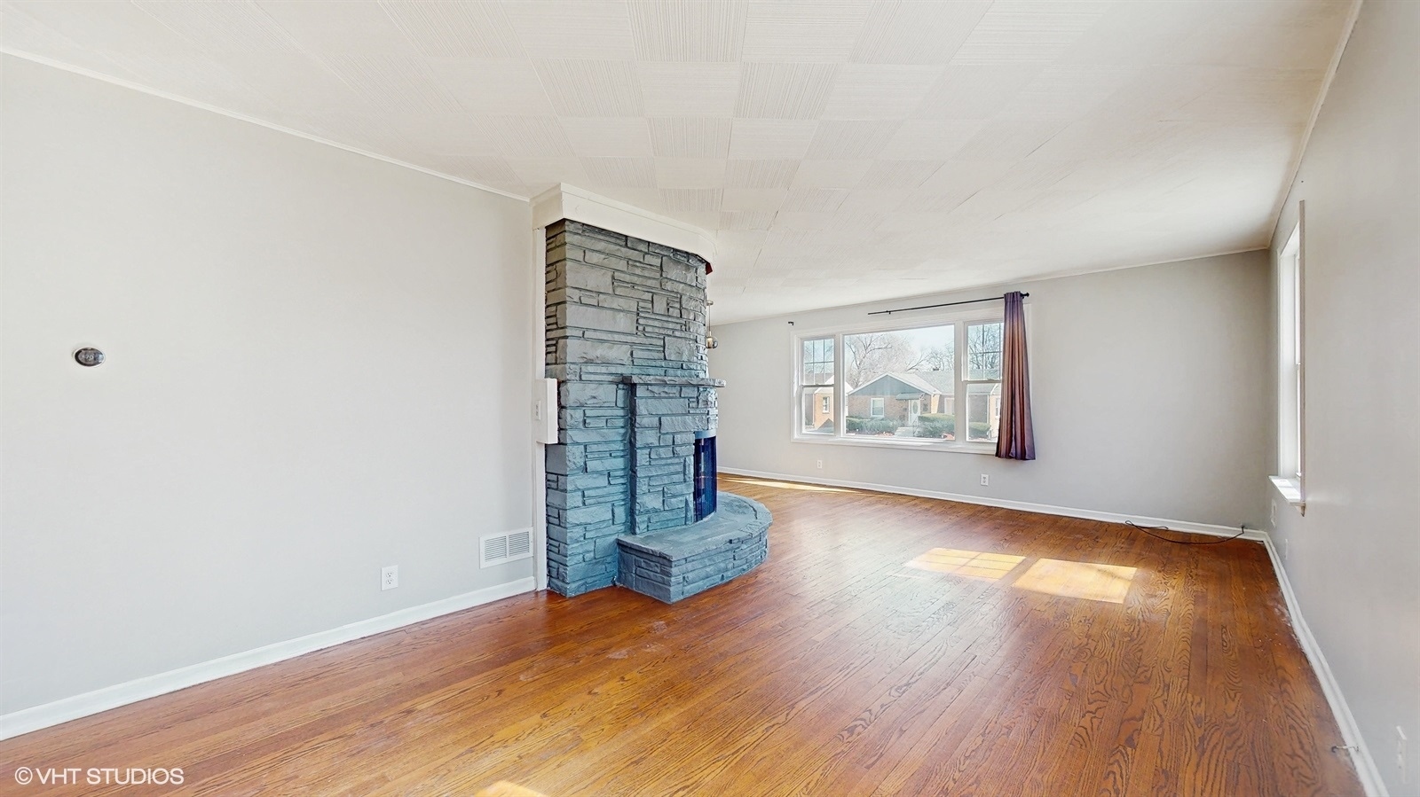 302 N Lind Avenue