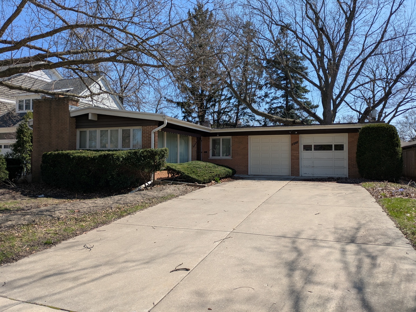 342 E Parkview Avenue