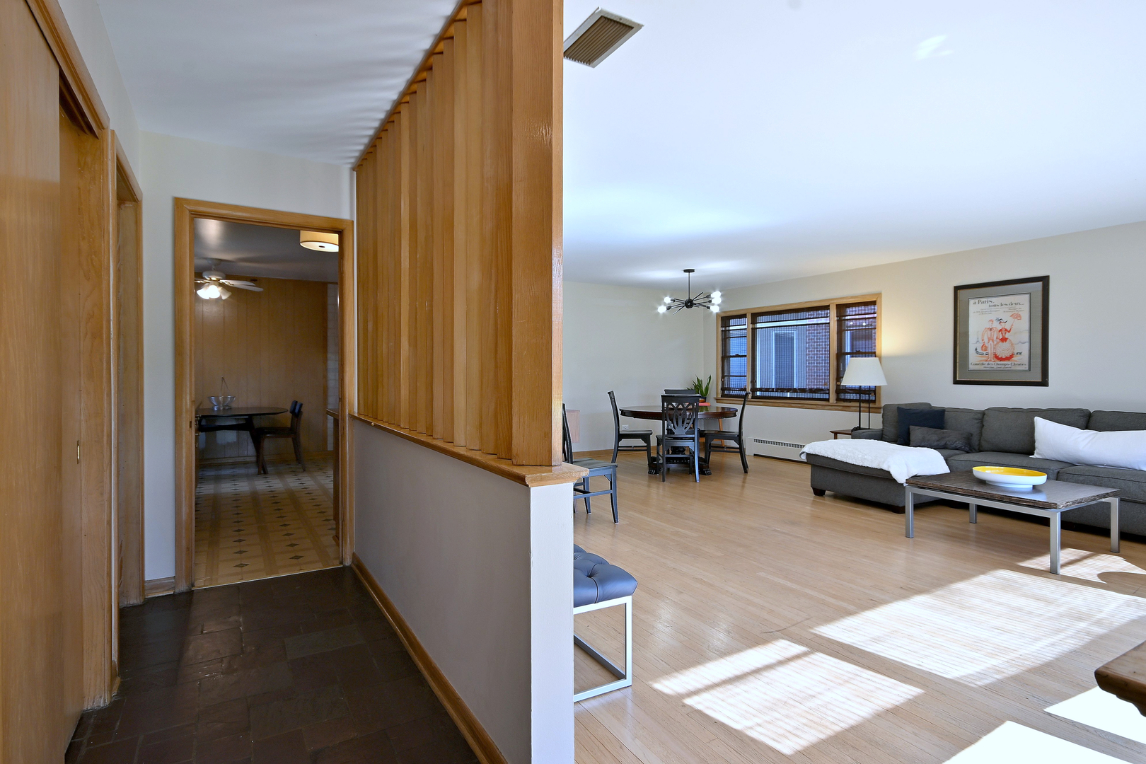 125 S Poplar Avenue