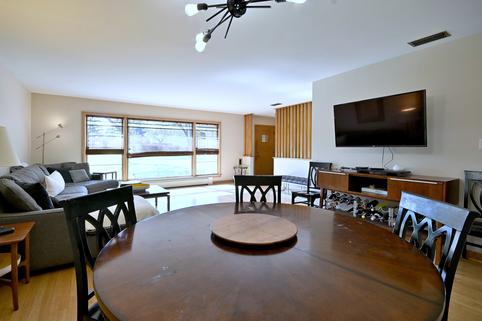 125 S Poplar Avenue