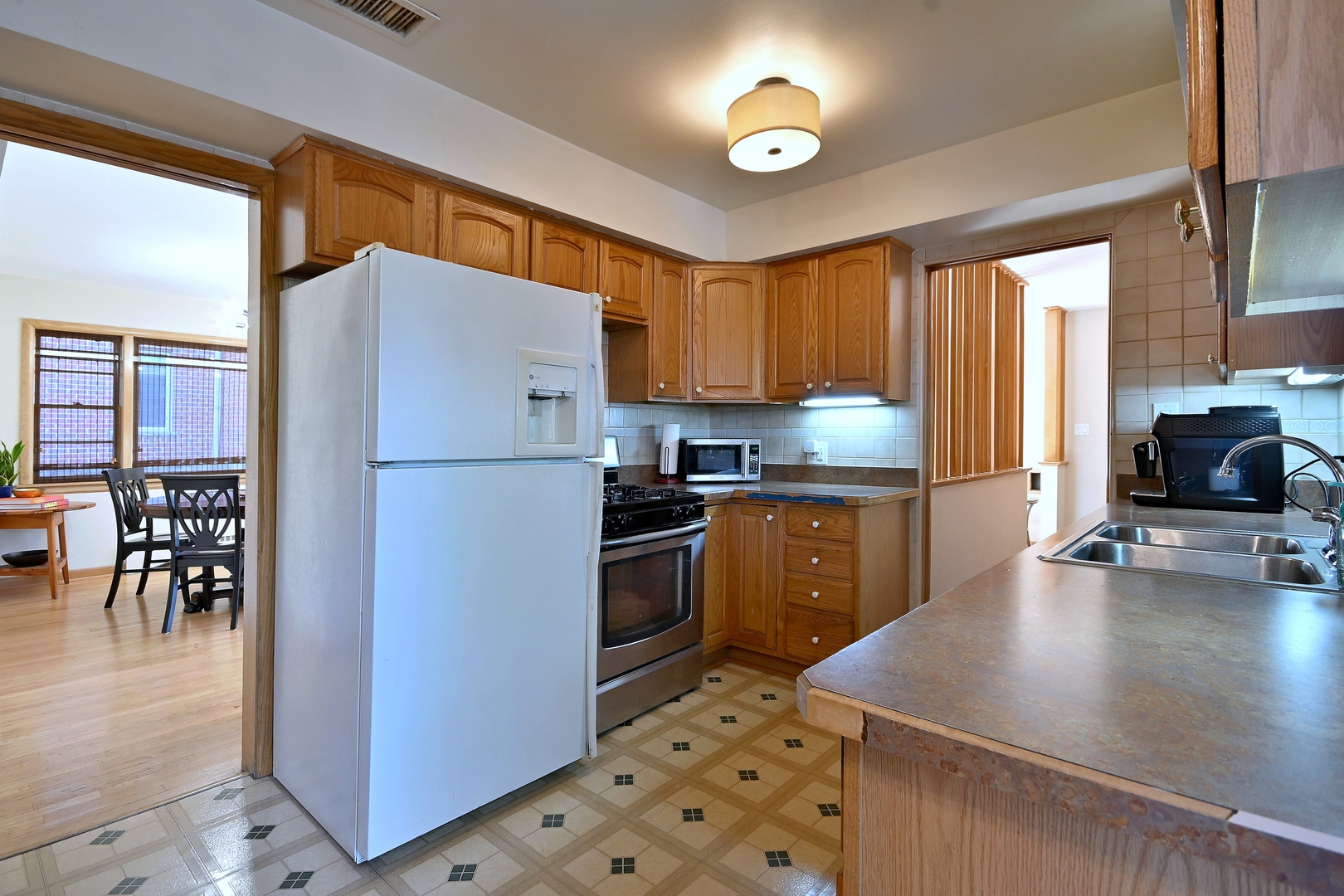 125 S Poplar Avenue