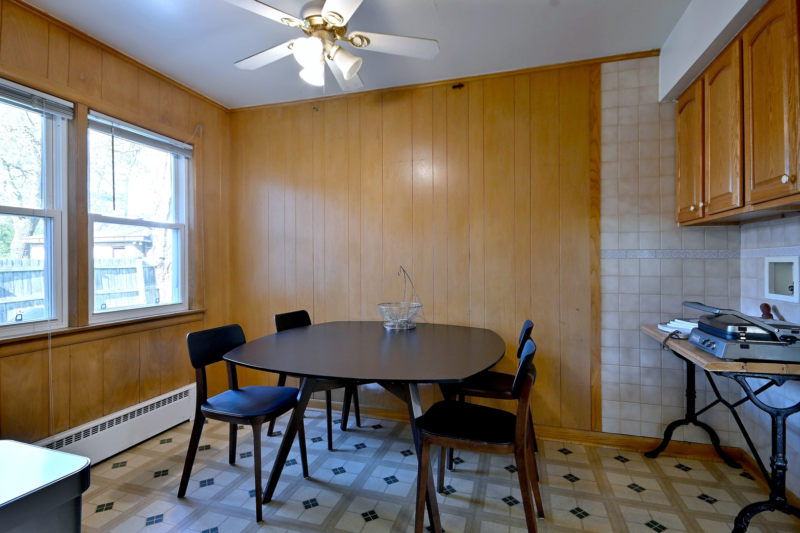 125 S Poplar Avenue