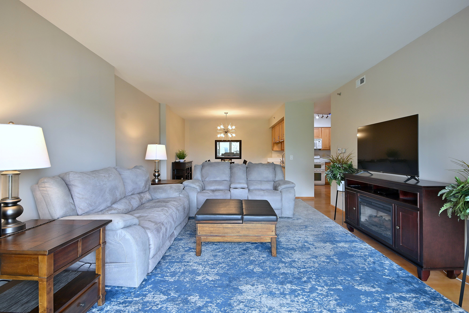 2260 S Grace Street Unit: 405