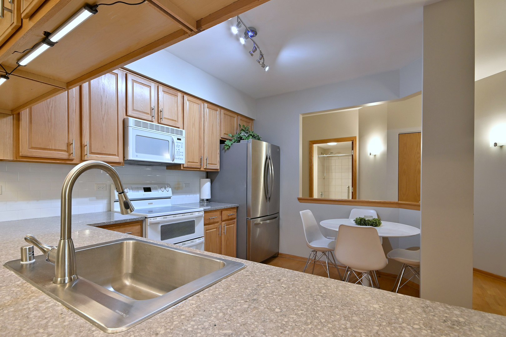 2260 S Grace Street Unit: 405