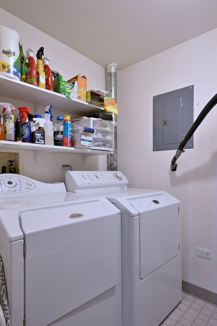 2260 S Grace Street Unit: 405