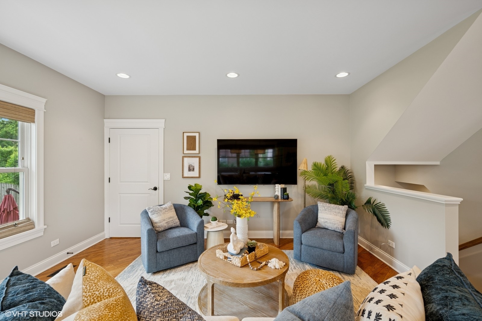 234 E Saint Charles Road