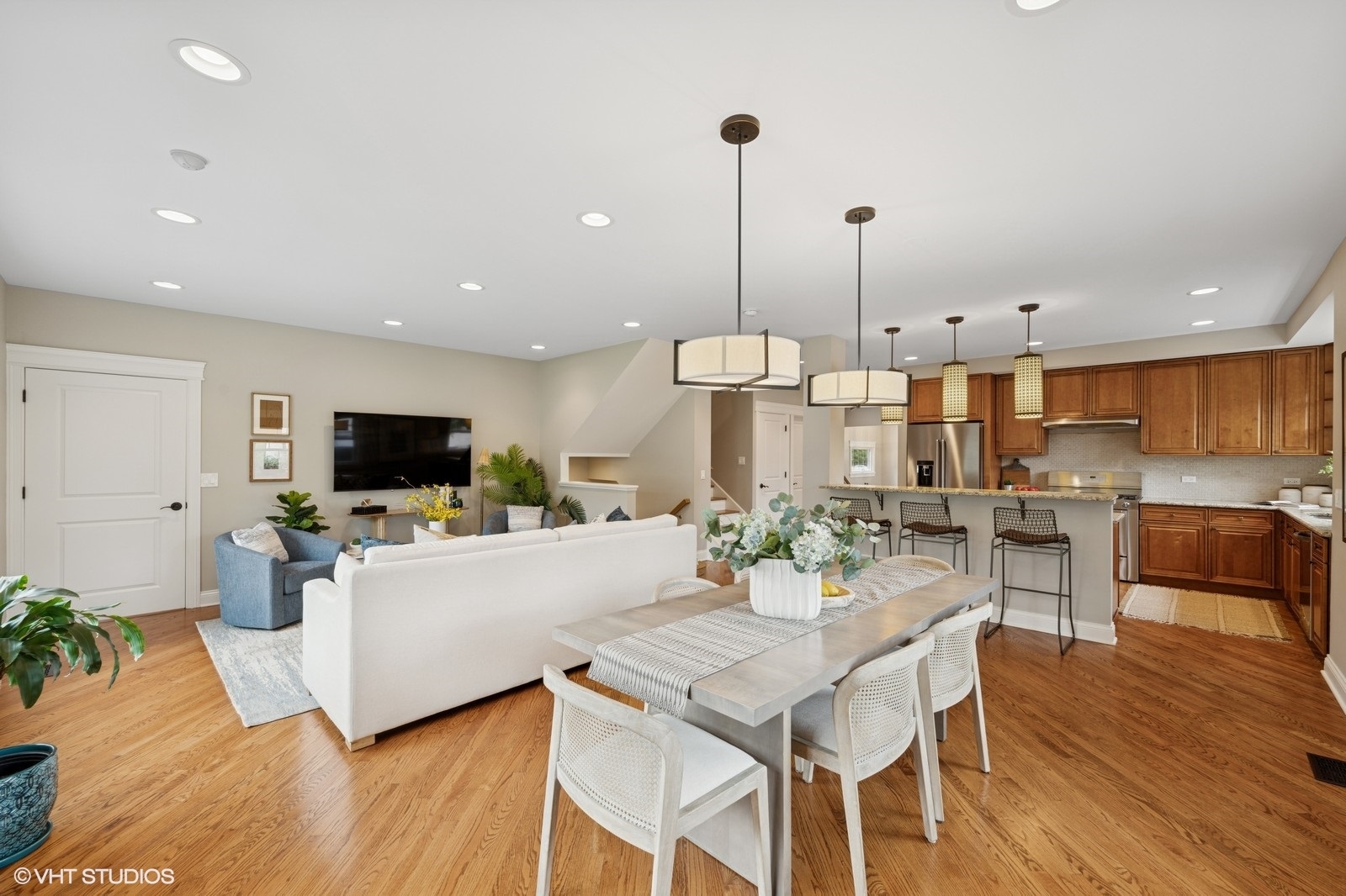 234 E Saint Charles Road