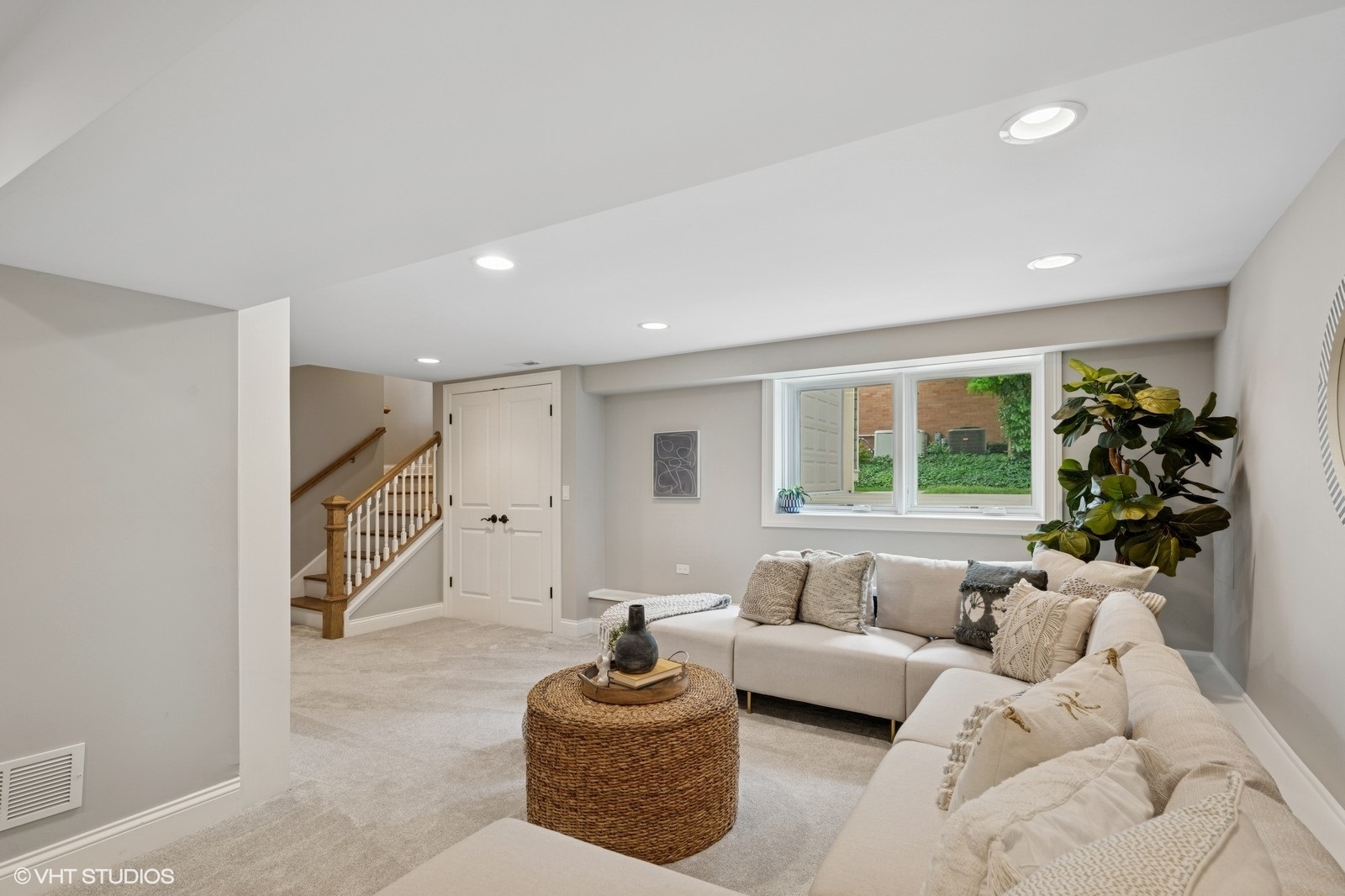 234 E Saint Charles Road