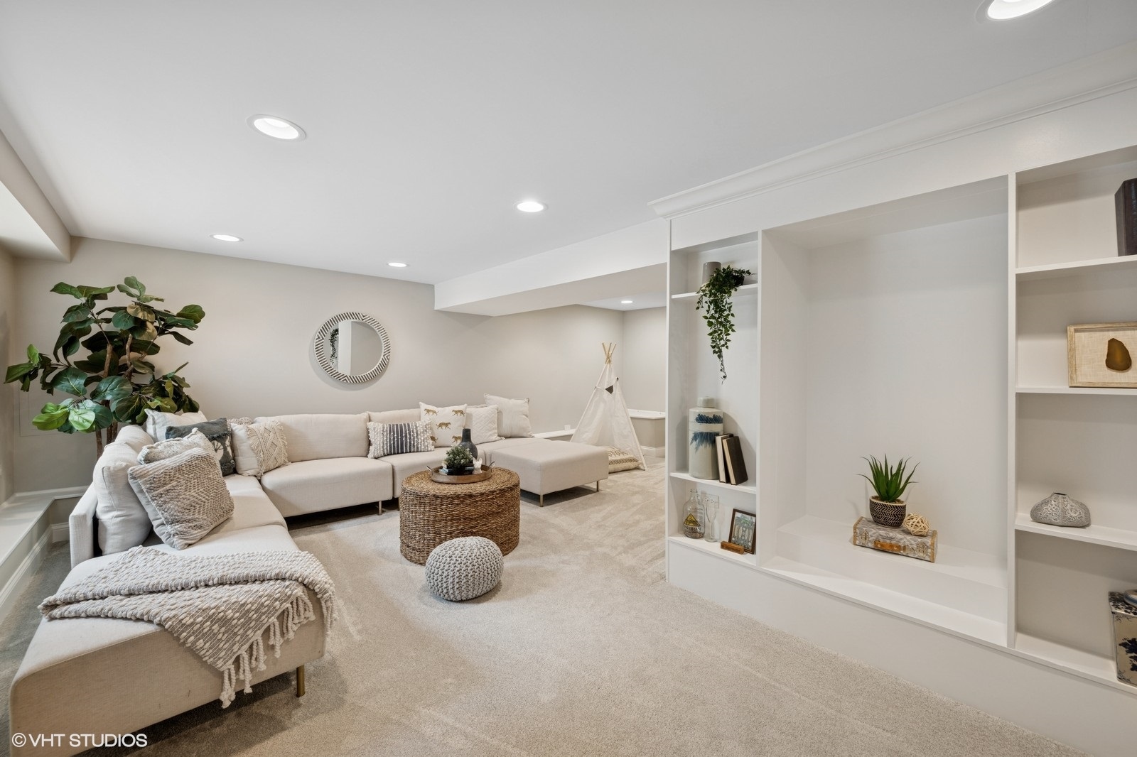 234 E Saint Charles Road