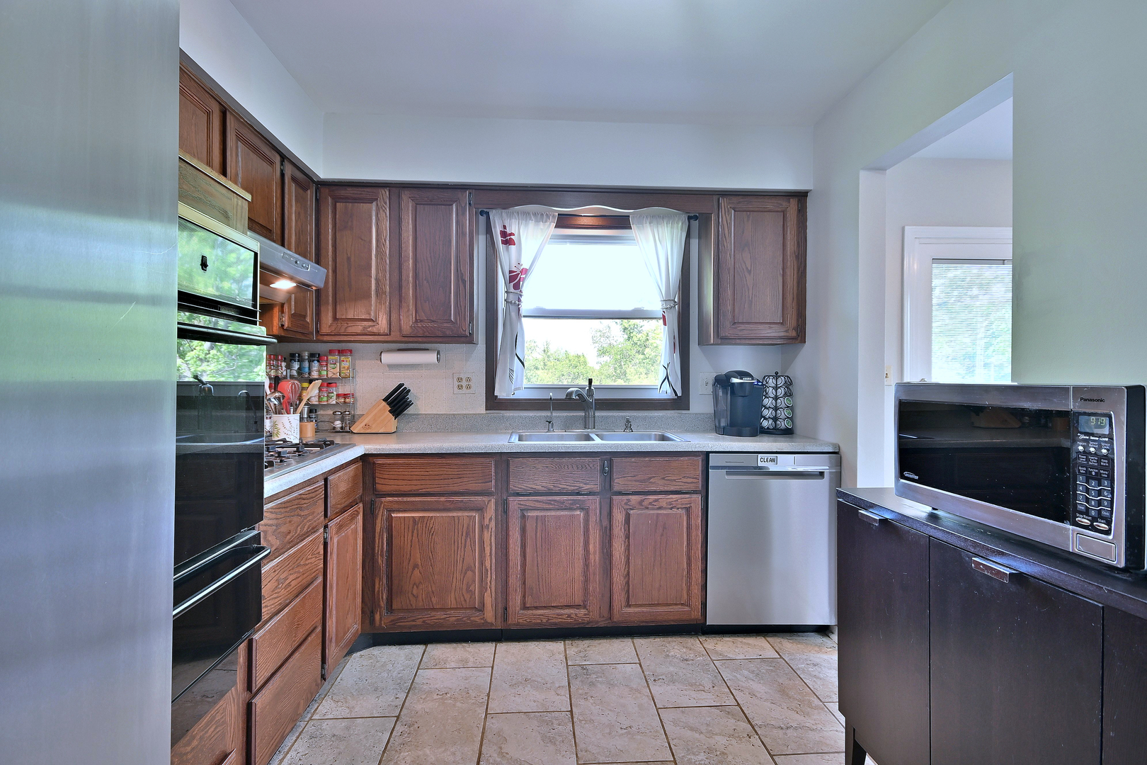 0s500 Cornell Avenue