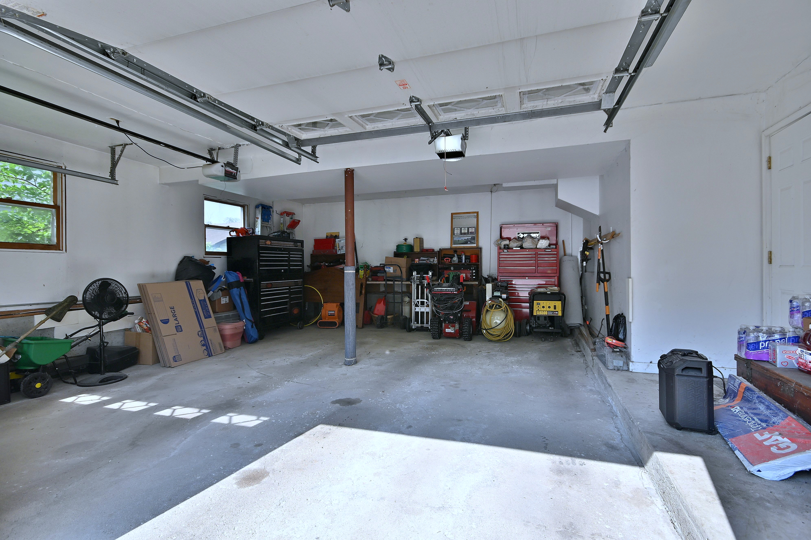 0s500 Cornell Avenue