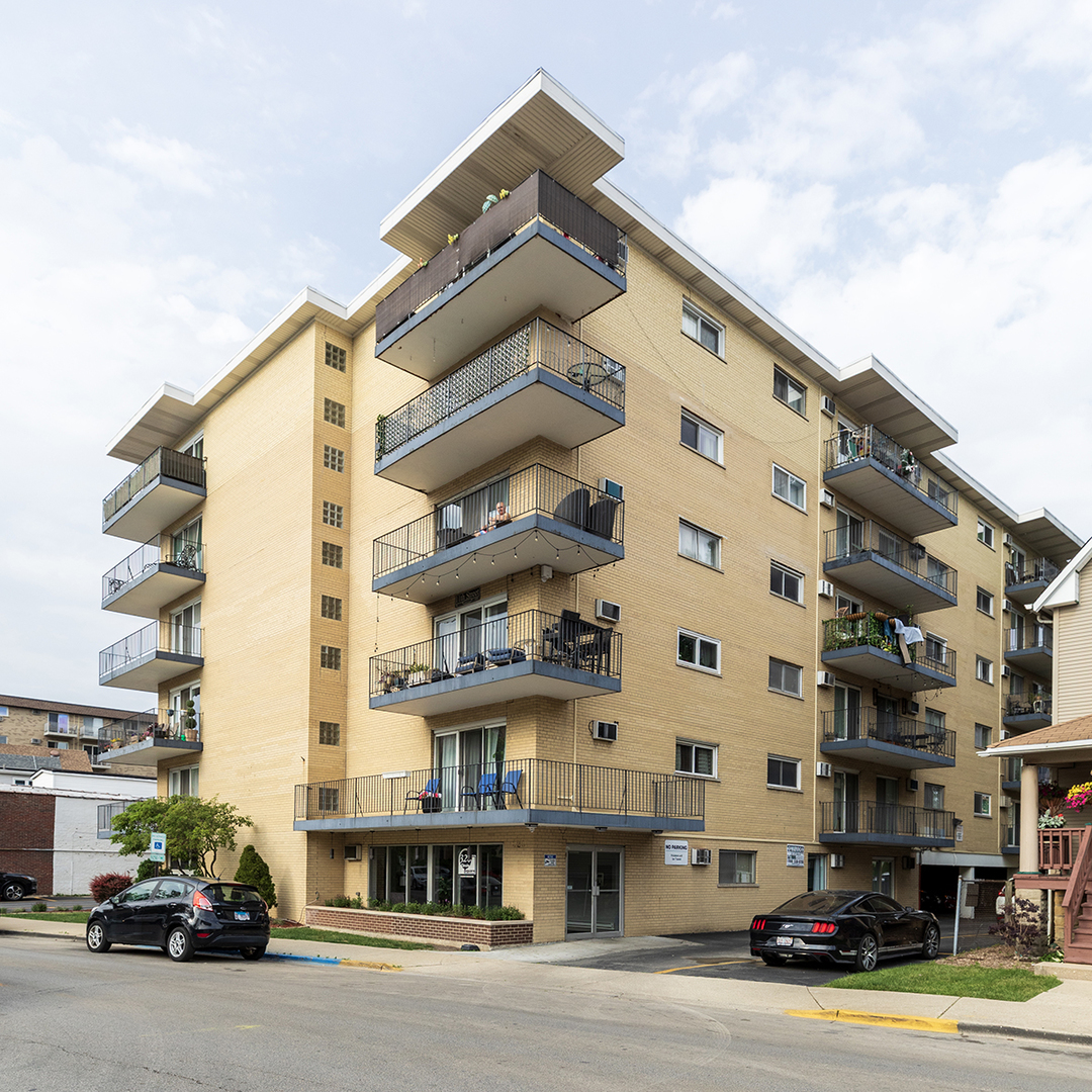 320 Circle Avenue Unit: 102