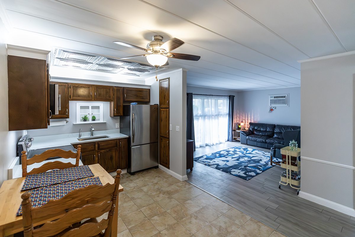 320 Circle Avenue Unit: 102