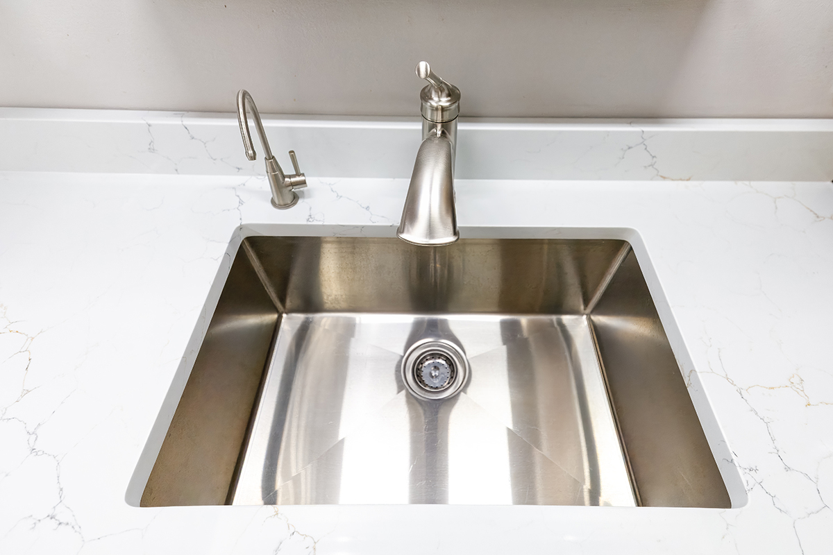 320 Circle Avenue Unit: 102