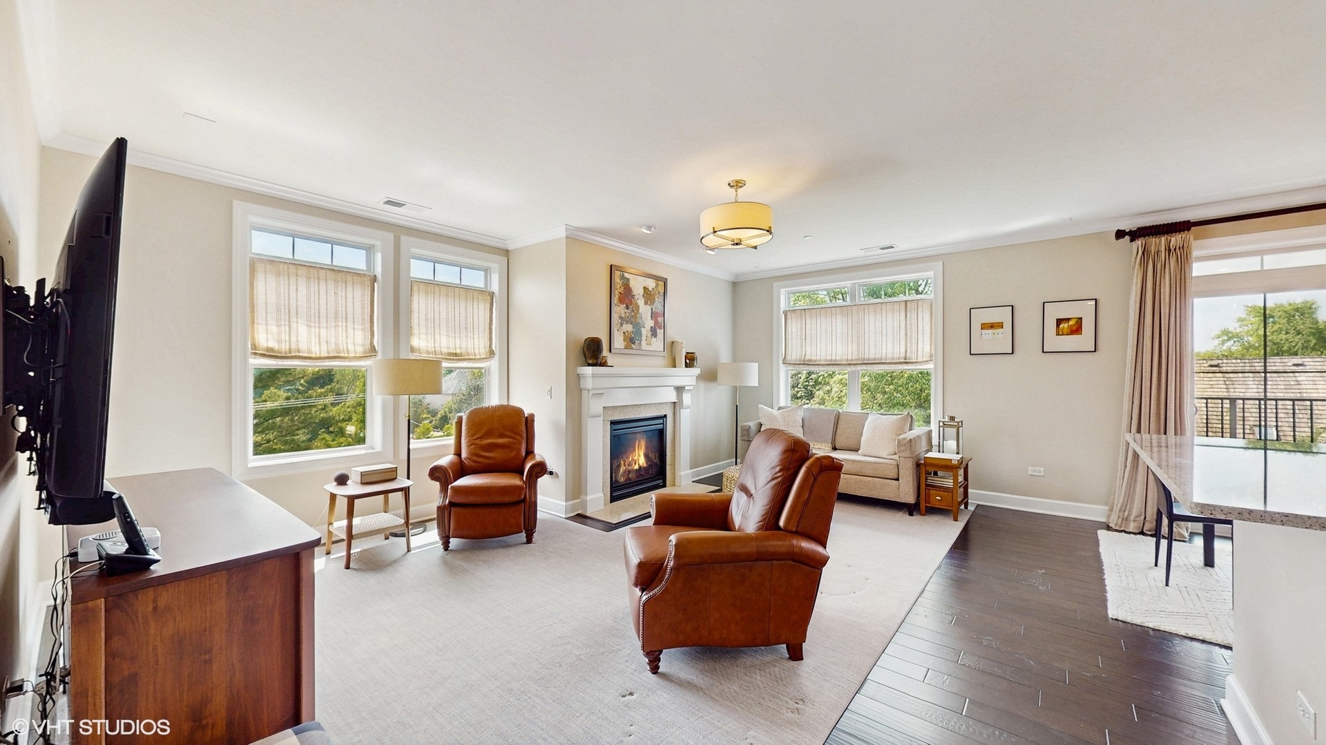 8 E Kennedy Lane Unit: 302