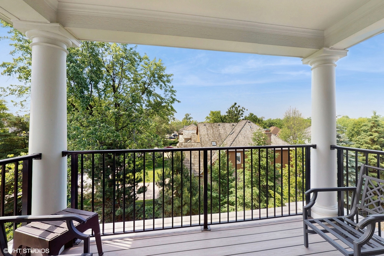 8 E Kennedy Lane Unit: 302