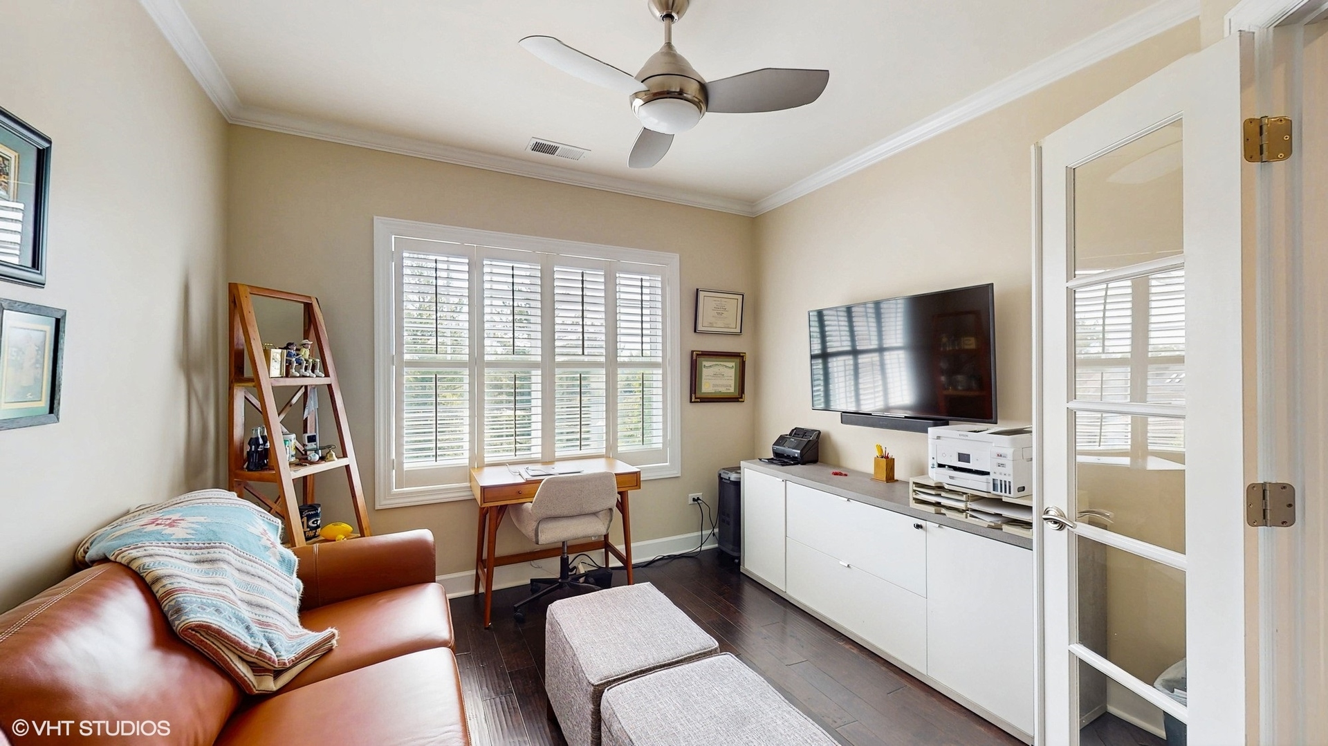 8 E Kennedy Lane Unit: 302