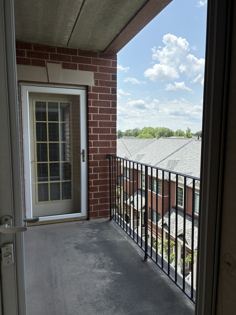 200 N Addison Avenue Unit: 505