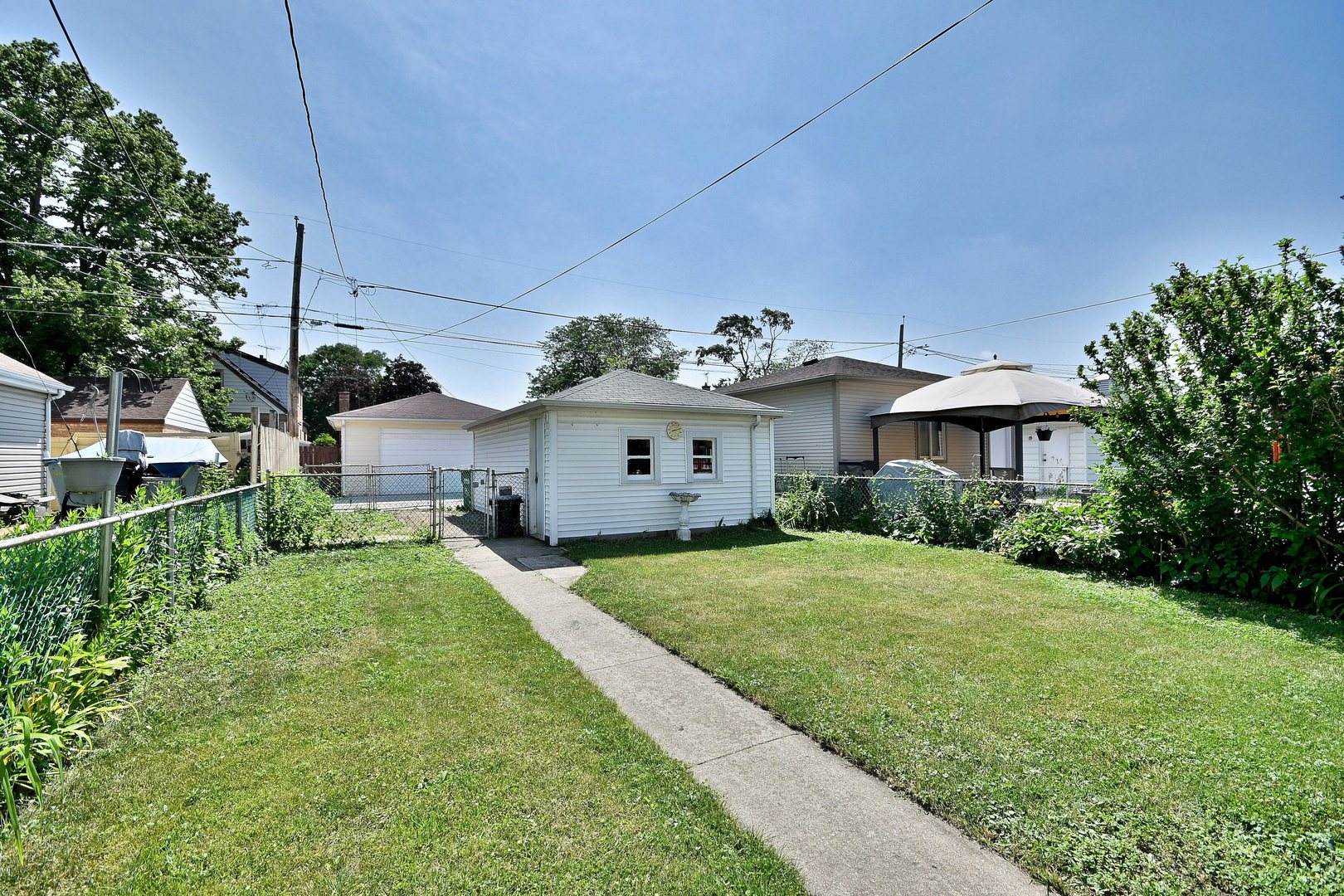2561 Budd Street