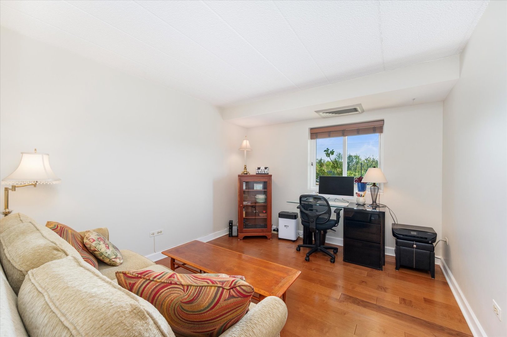 110 W Butterfield Road Unit: 314S
