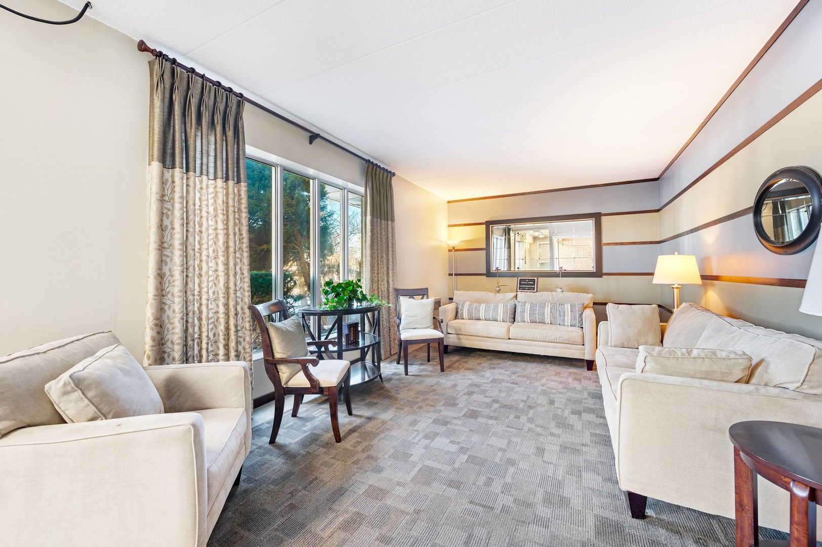 110 W Butterfield Road Unit: 314S