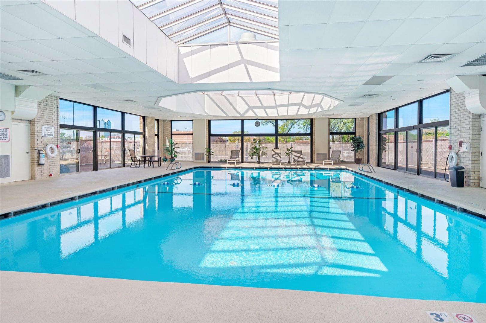 110 W Butterfield Road Unit: 314S