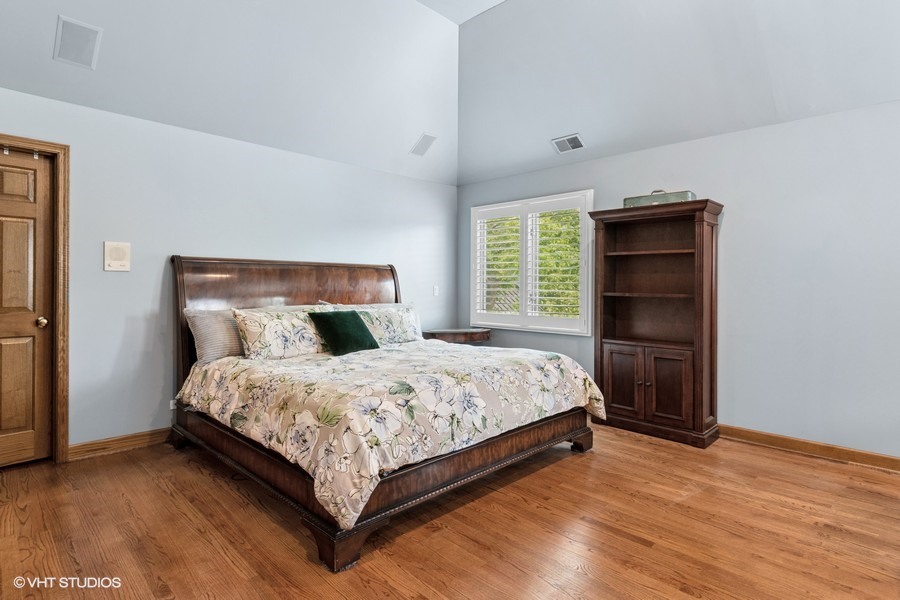 366 W Eggleston Avenue