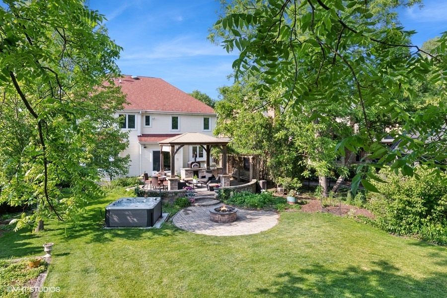 366 W Eggleston Avenue