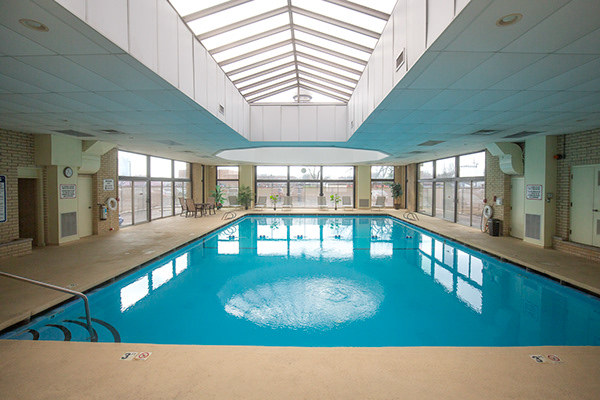 110 W Butterfield Road Unit: 405S