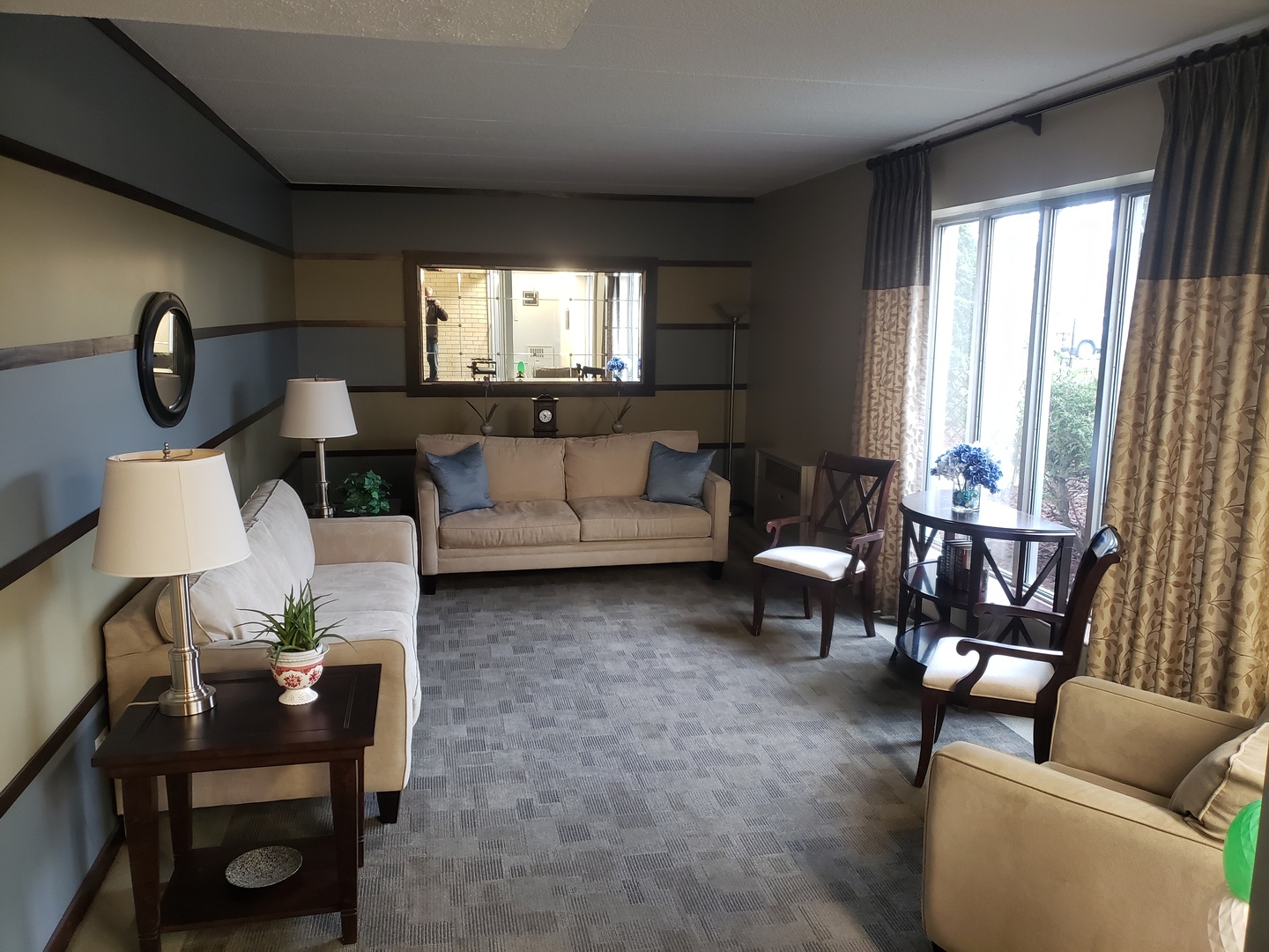 110 W Butterfield Road Unit: 405S