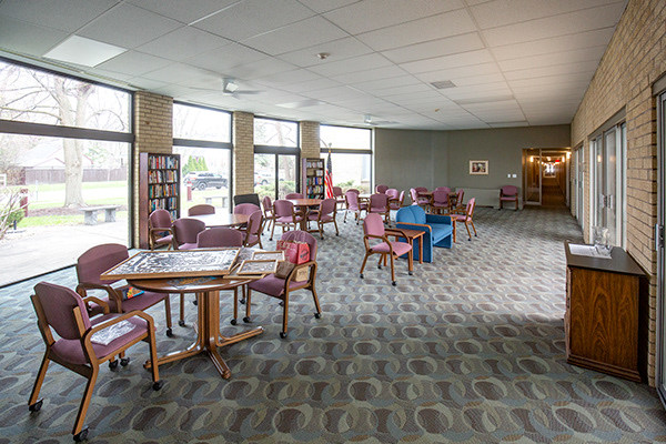 110 W Butterfield Road Unit: 405S