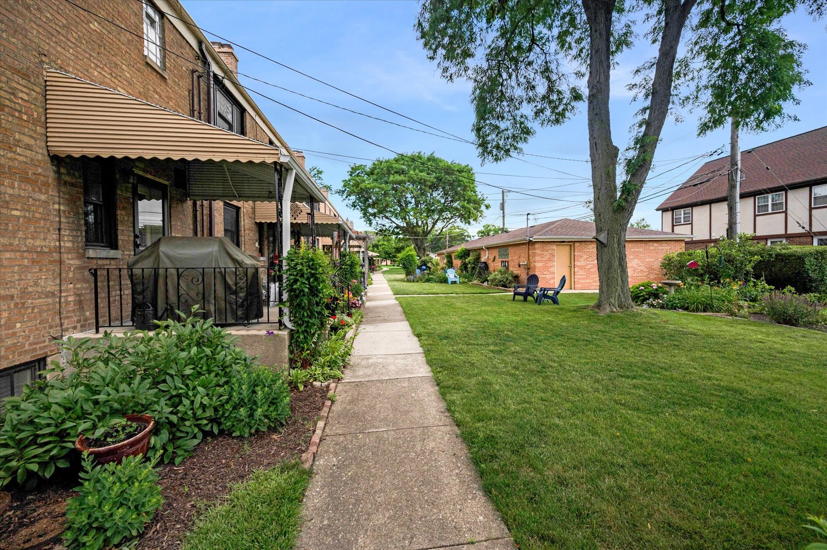 483 W St Charles Road Unit: 483