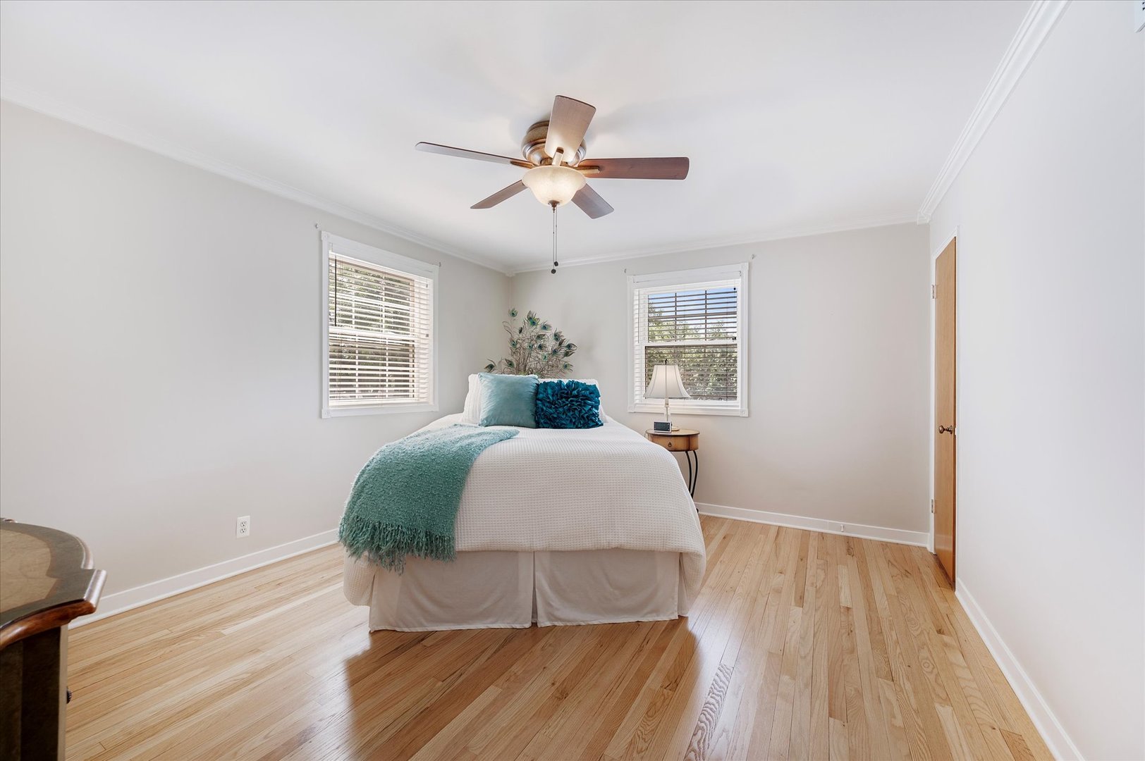 483 W St Charles Road Unit: 483