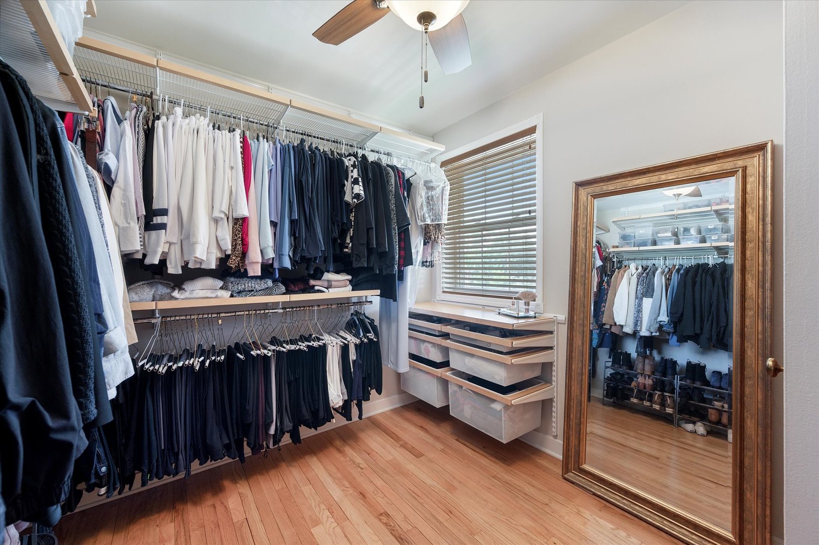 483 W St Charles Road Unit: 483