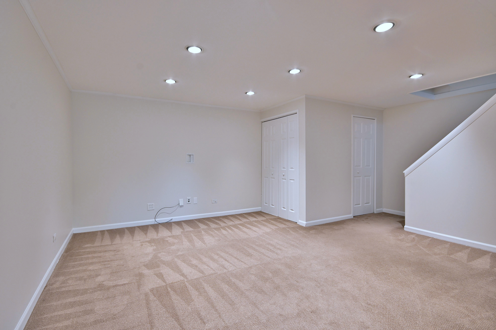 300 Duane Street Unit: 6