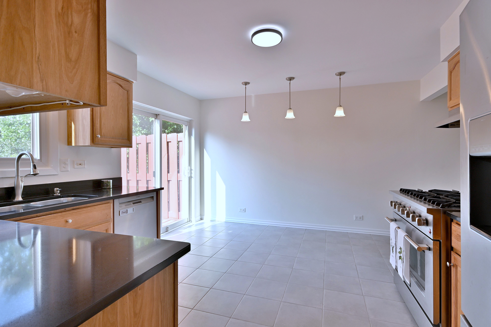 300 Duane Street Unit: 6