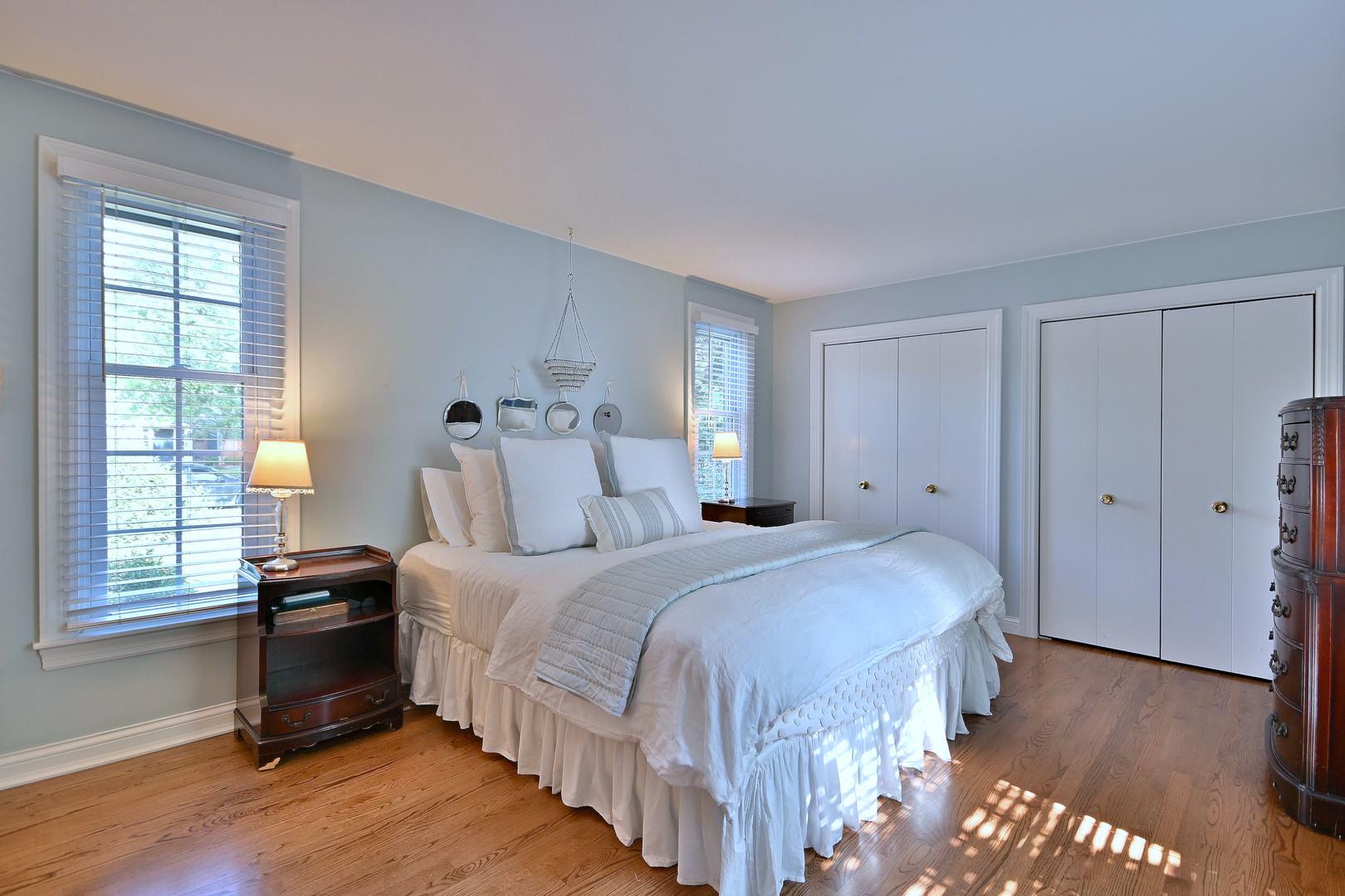 466 S Stratford Avenue