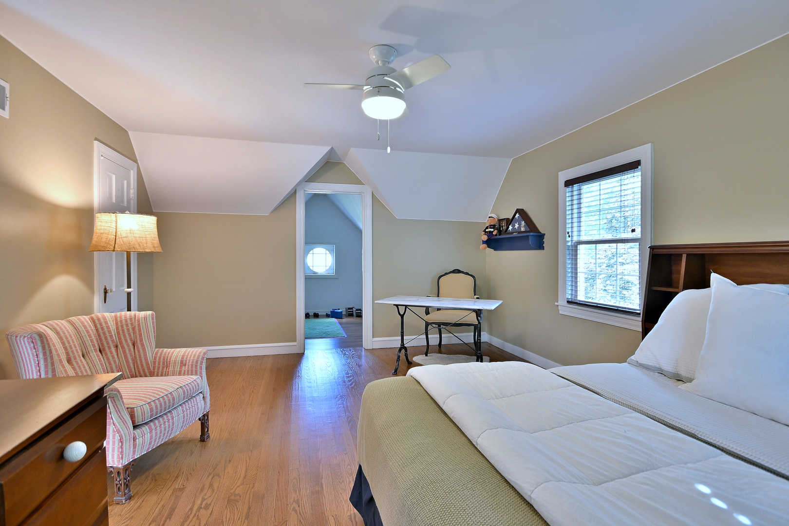 466 S Stratford Avenue