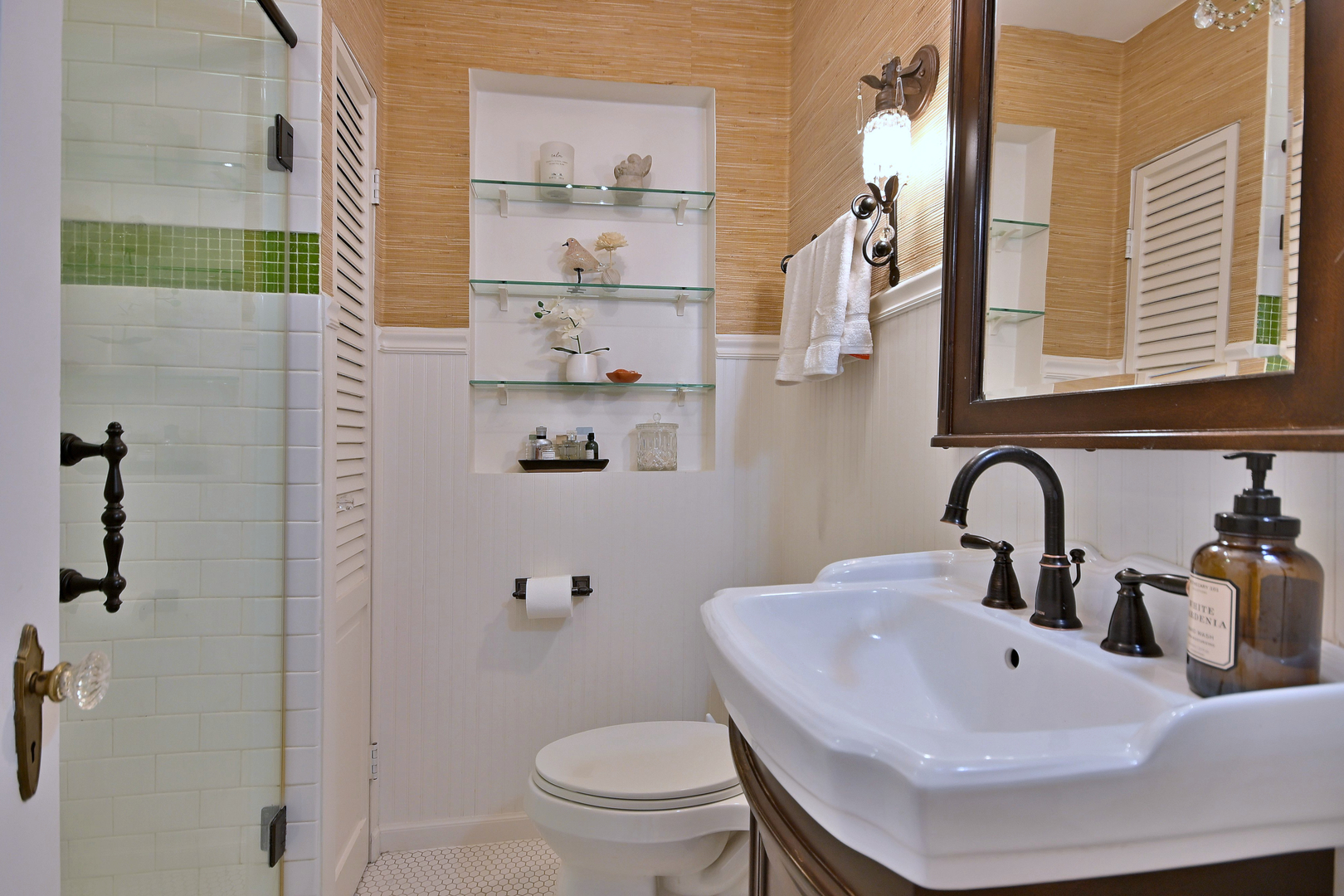 466 S Stratford Avenue