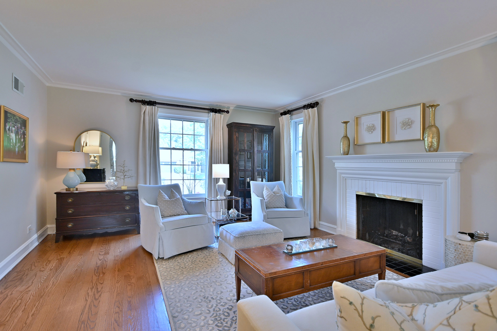 466 S Stratford Avenue