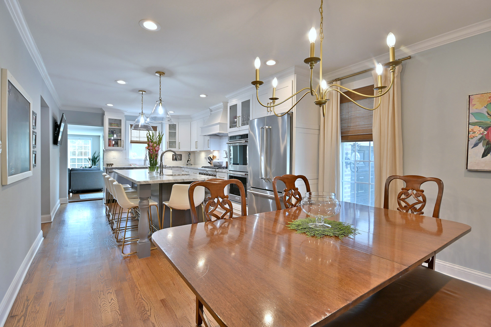 466 S Stratford Avenue