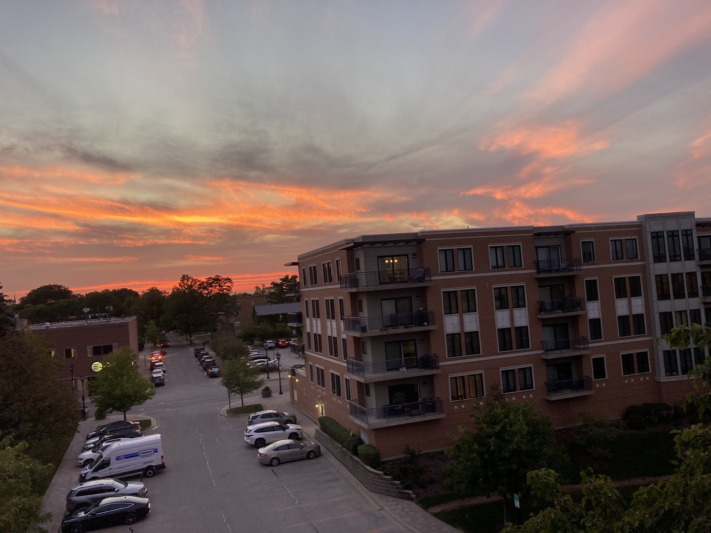 145 S York Street Unit: 504