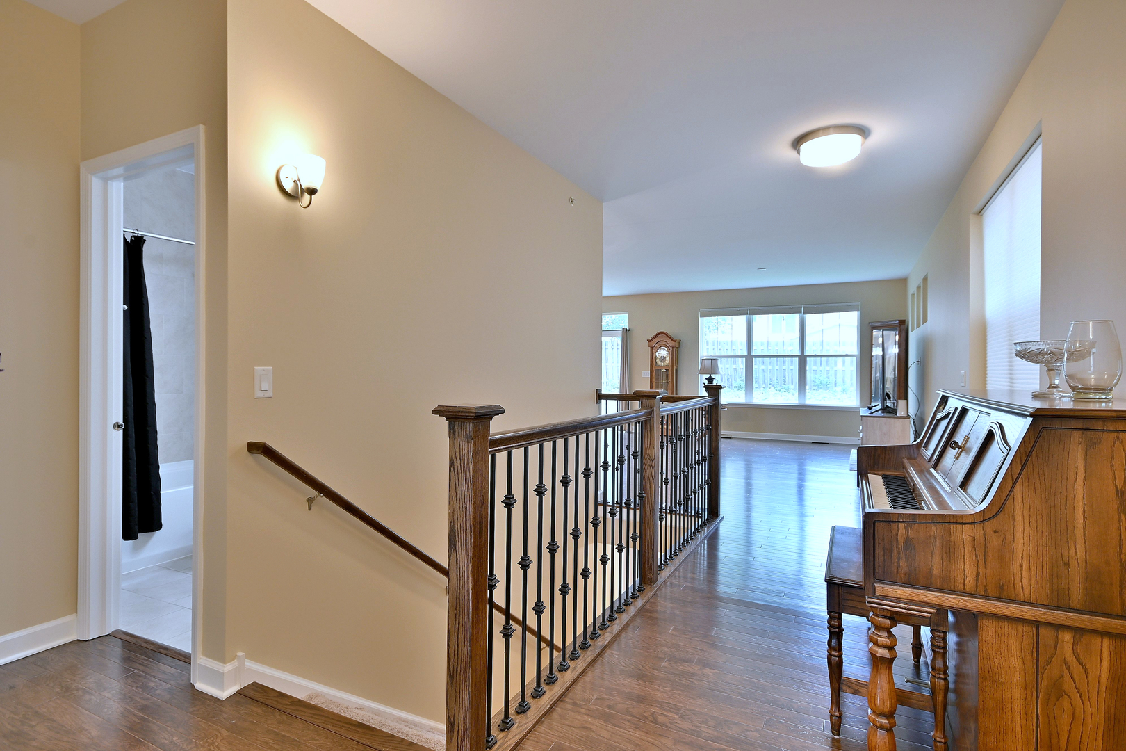 222 N Sunset Lane