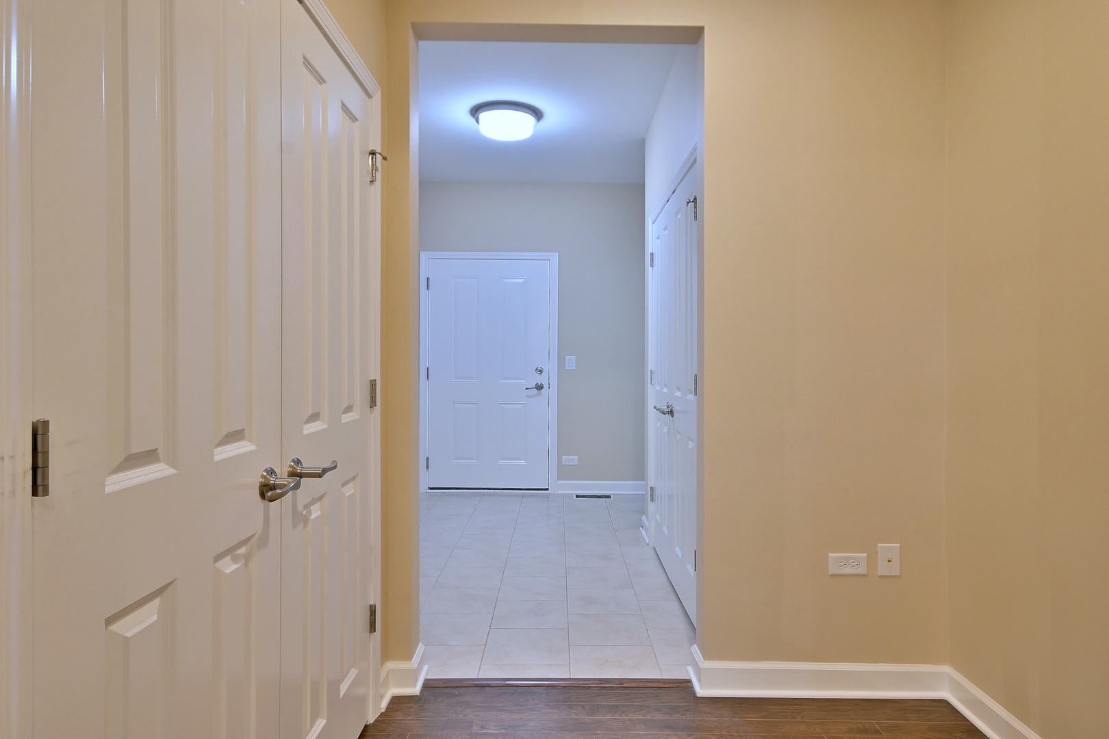 222 N Sunset Lane