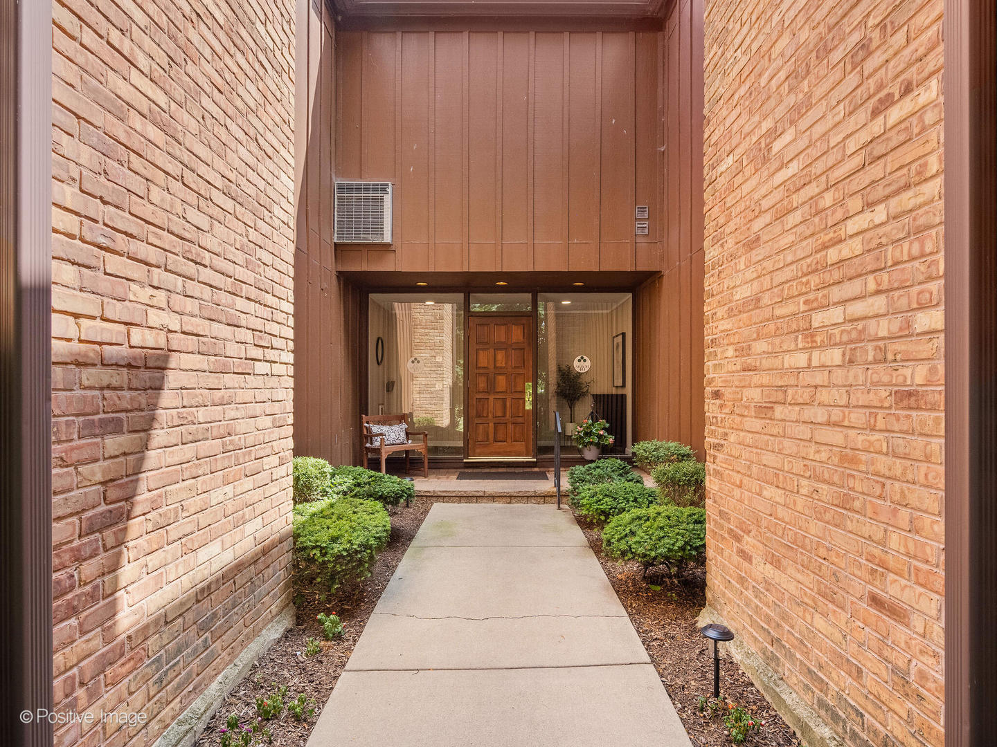 1s095 Spring Road Unit: 1D