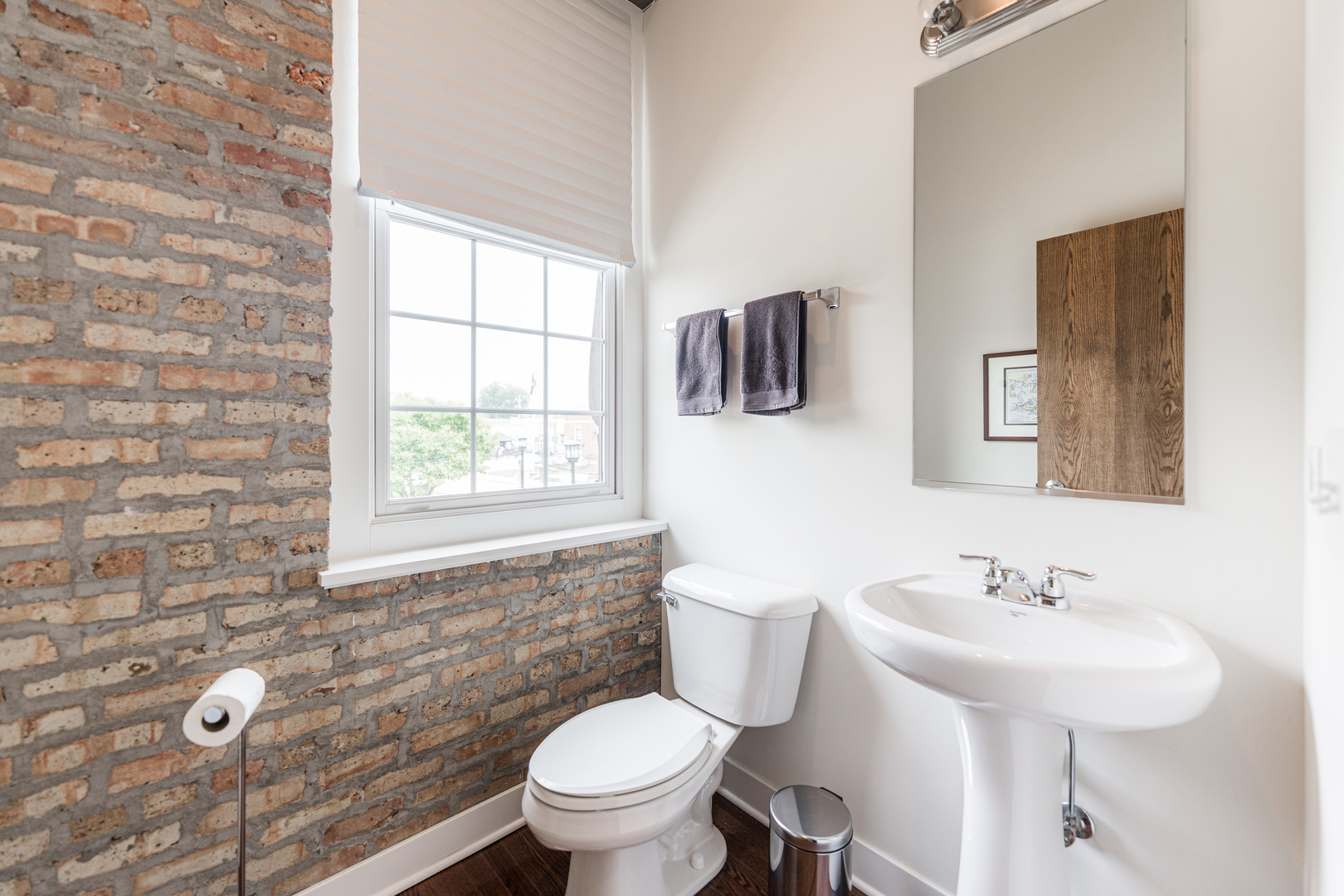 264 E Kenilworth Avenue Unit: 2