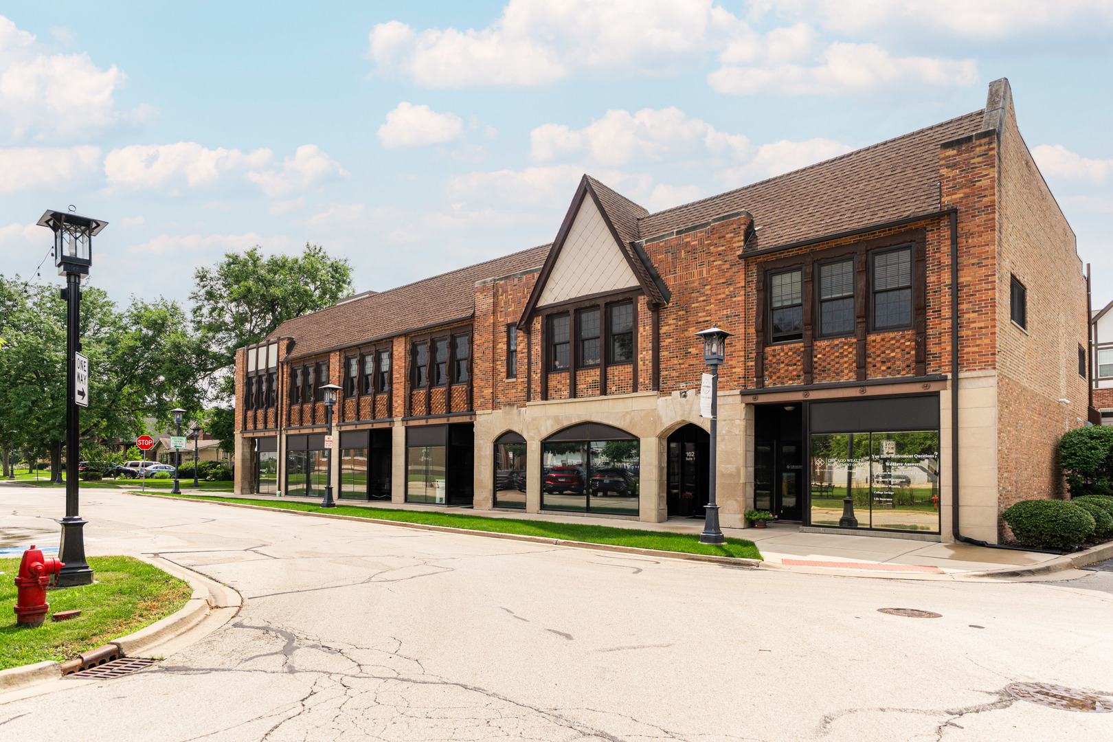 264 E Kenilworth Avenue Unit: 2