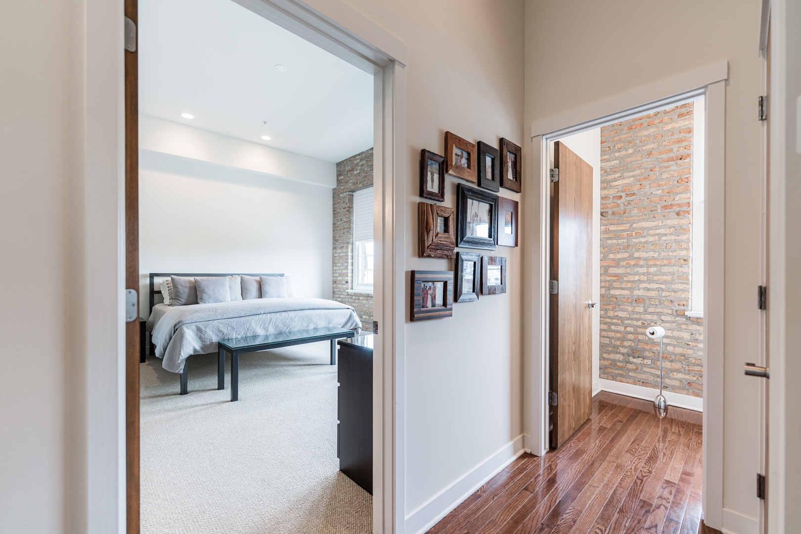 264 E Kenilworth Avenue Unit: 2