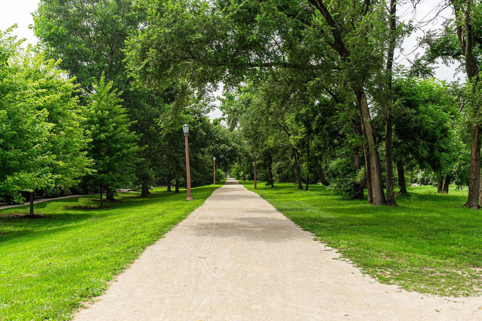 264 E Kenilworth Avenue Unit: 2