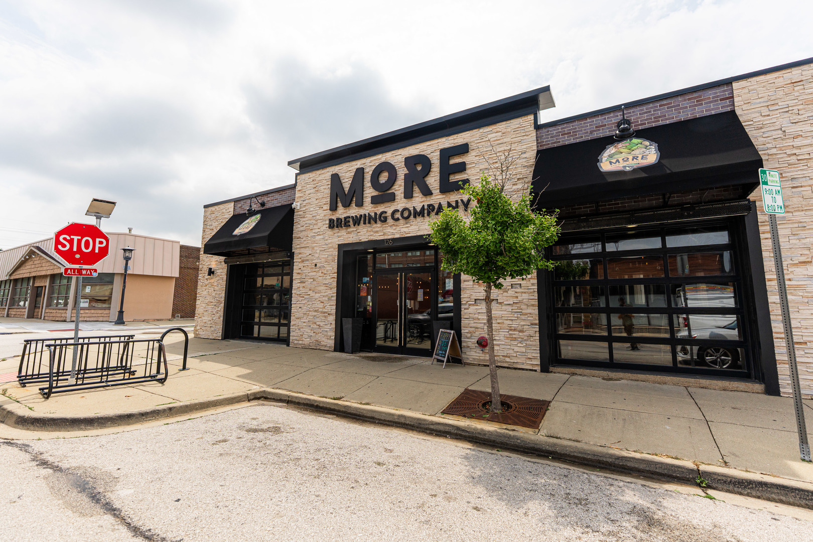 264 E Kenilworth Avenue Unit: 2